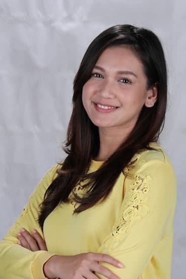 Professional headshot of Dea Annisa